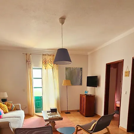 Casa Da Ti Bia * Σετούμπαλ